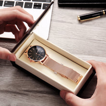 Load image into Gallery viewer, Fashion 3D Bee Ladies Watch

